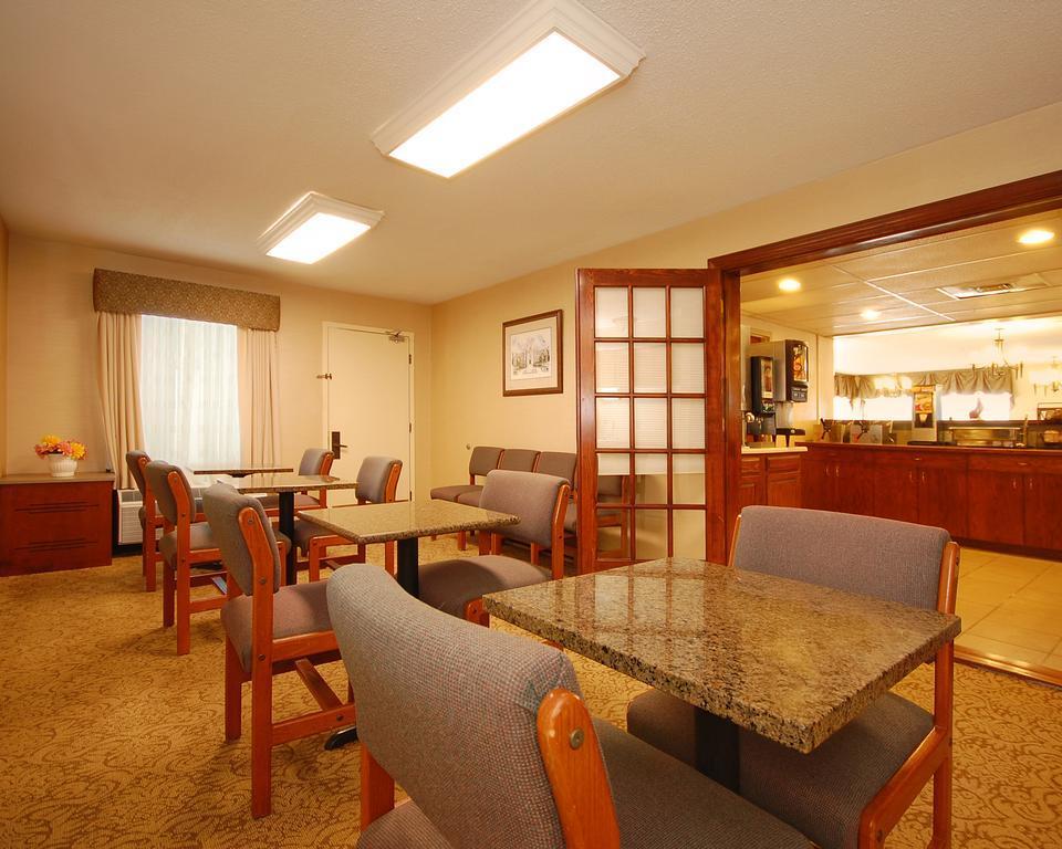 Quality Inn Christiansburg - Blacksburg Exterior photo