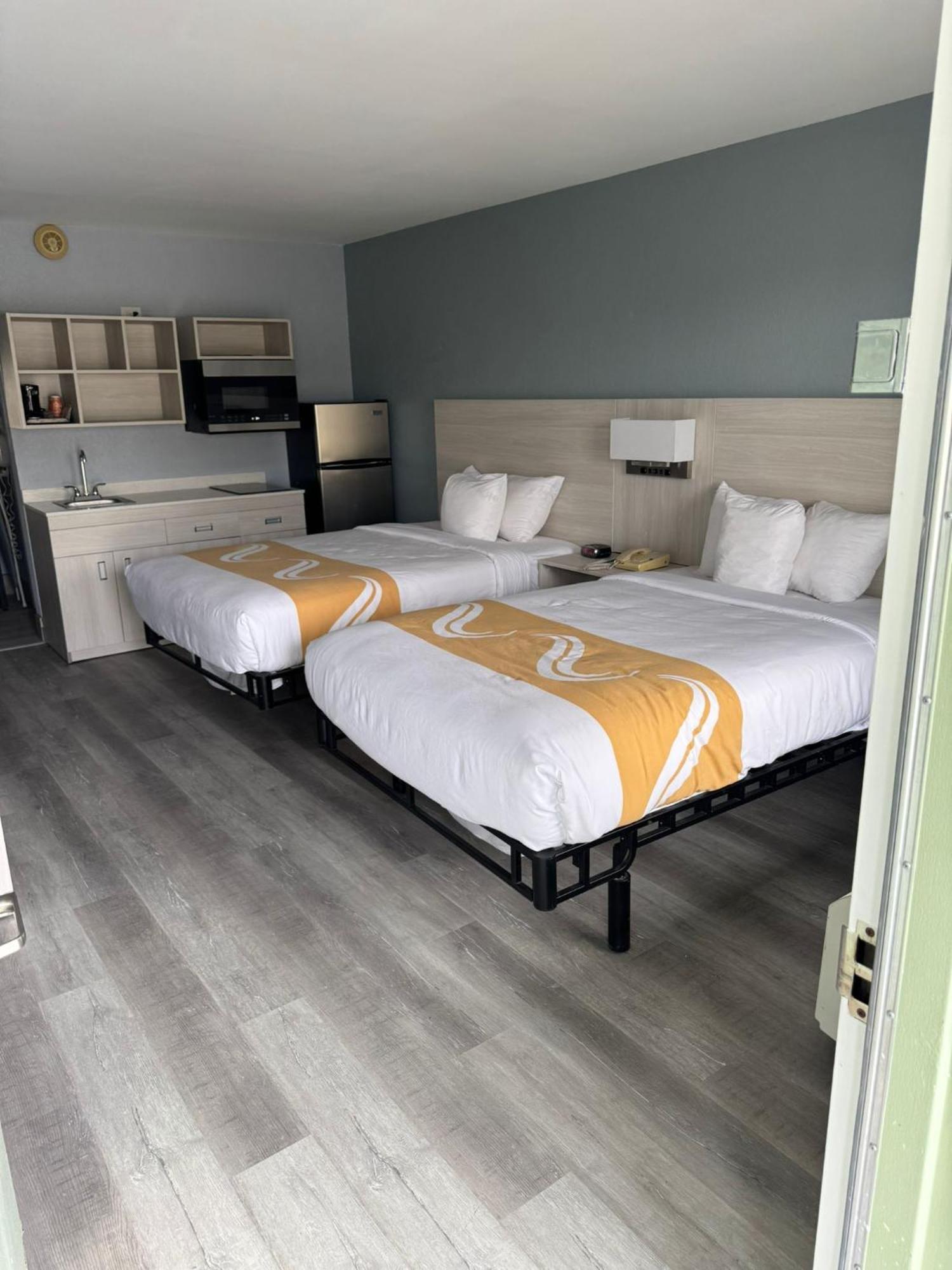Quality Inn Christiansburg - Blacksburg Exterior photo